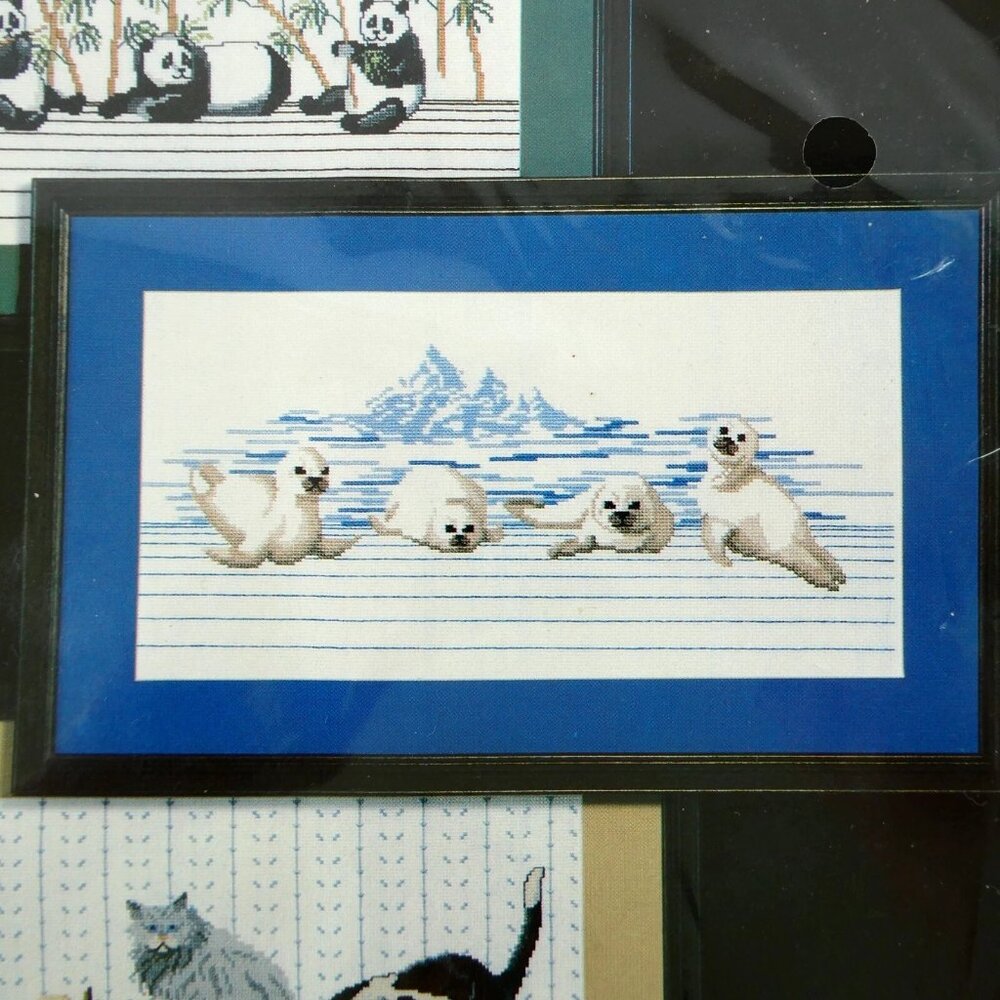 Vintage Janlynn Charmin Counted Cross Stitch Kit SEALS Iceberg Pattern 9"x16" - Picture 4 of 7